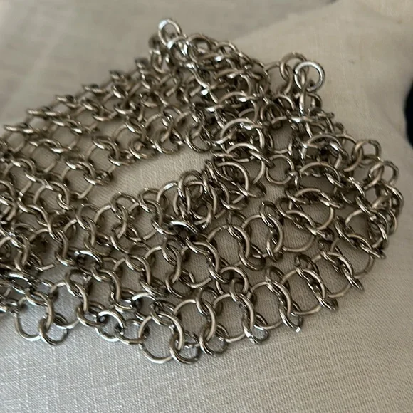 STREETS AHEAD chain  belt THREE LAYERS OF LINKS SIGNATURE Tag NEW original $250 - Picture 10 of 17